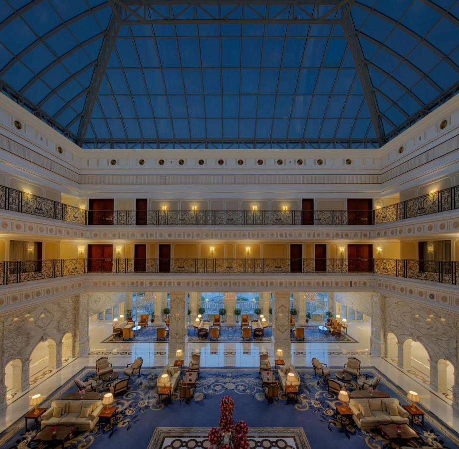 The Regency Hotel Kuwait Kuwait City Eksteriør bilde The interior of the hotel